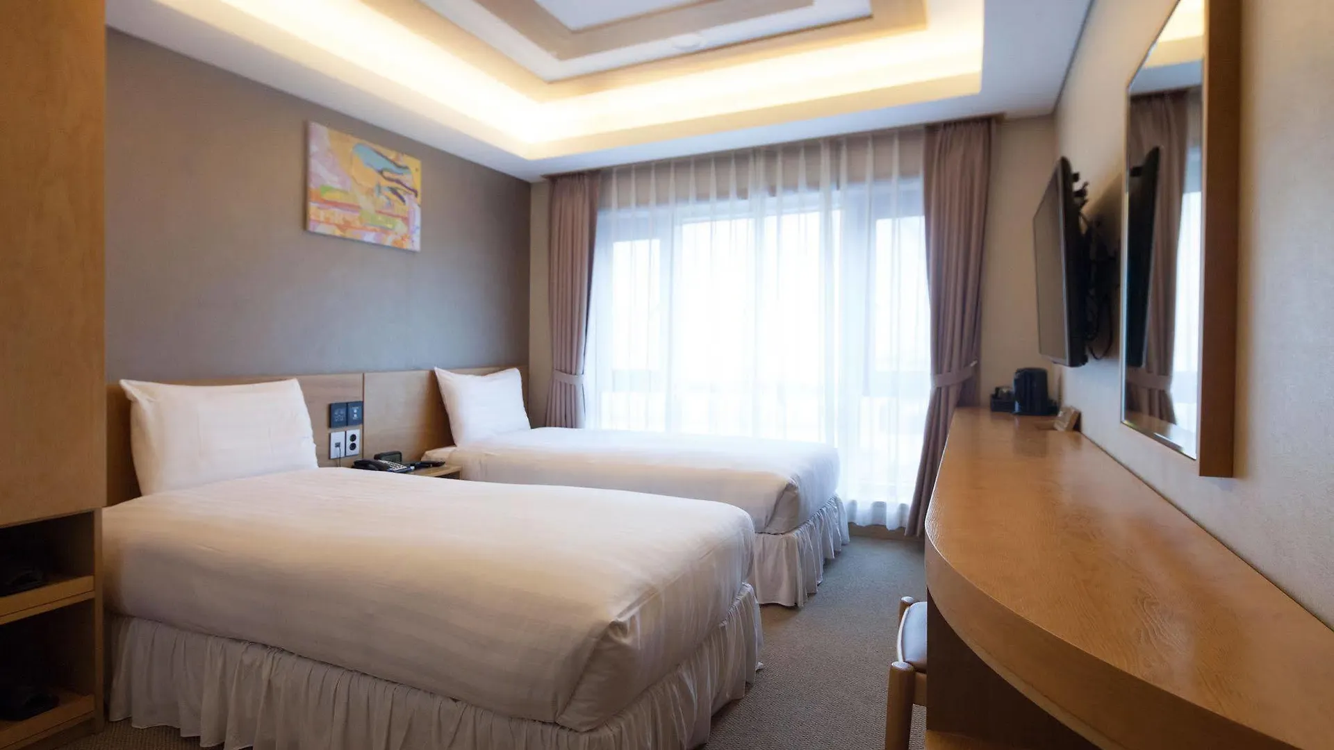 Floral Hotel Namsan City Seoul Myeongdong 3*,
