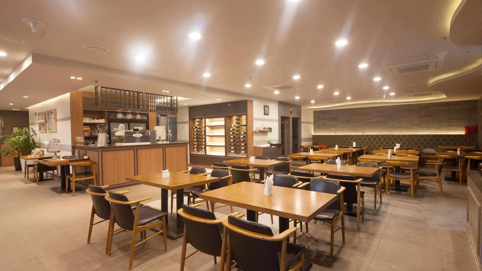 Floral Hotel Namsan City Seoul Myeongdong